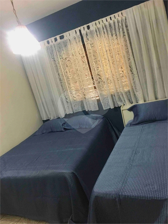 Casa de Condomínio à venda com 3 quartos, 250m² - Foto 27