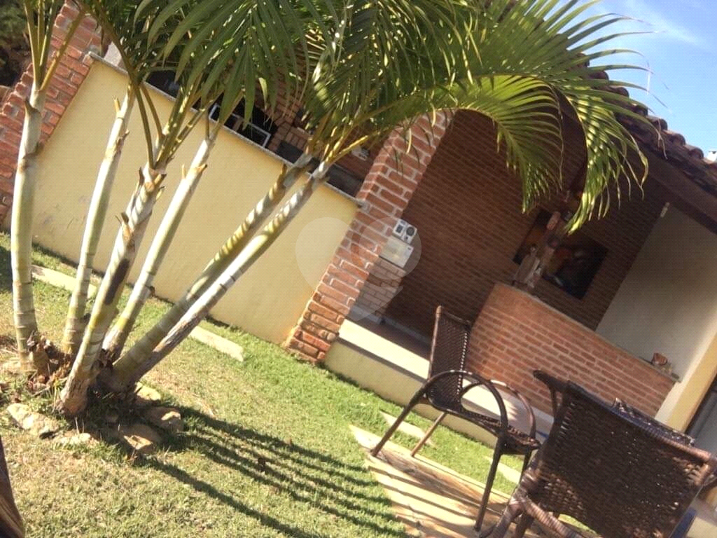 Casa de Condomínio à venda com 3 quartos, 250m² - Foto 15