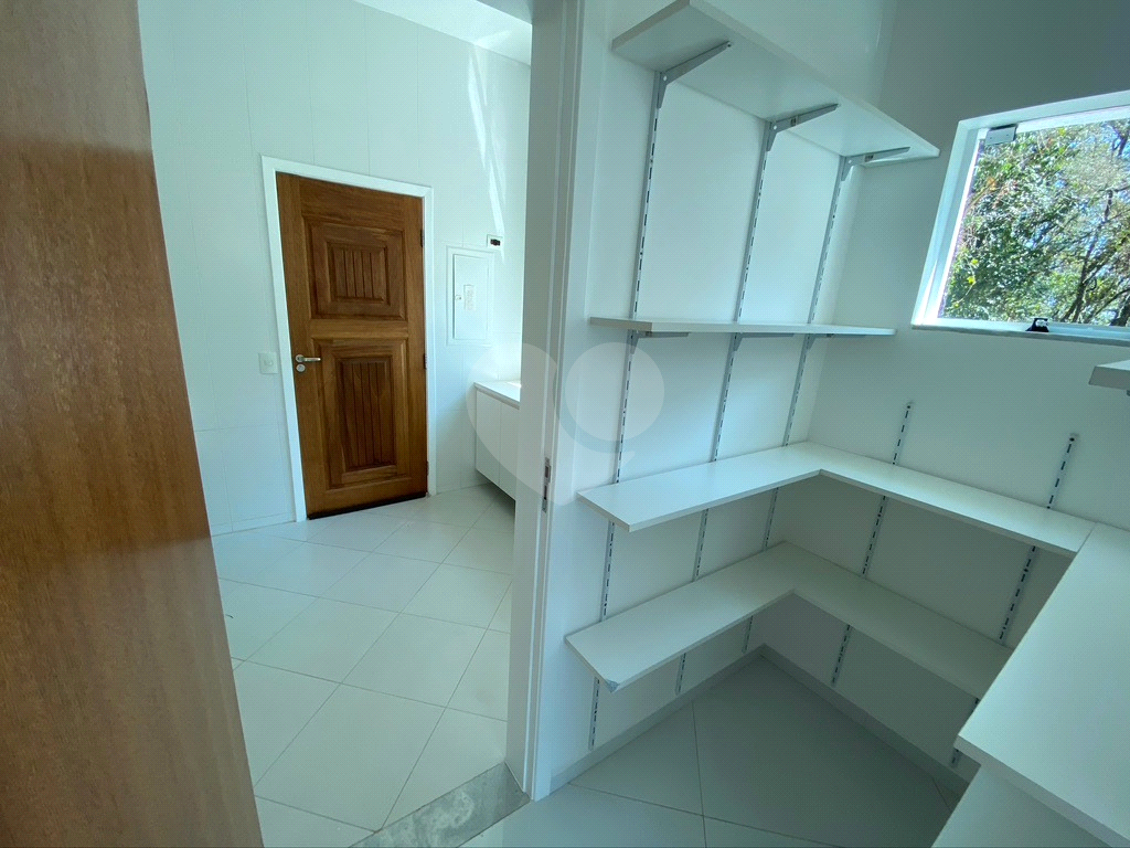 Casa à venda com 3 quartos, 392m² - Foto 13