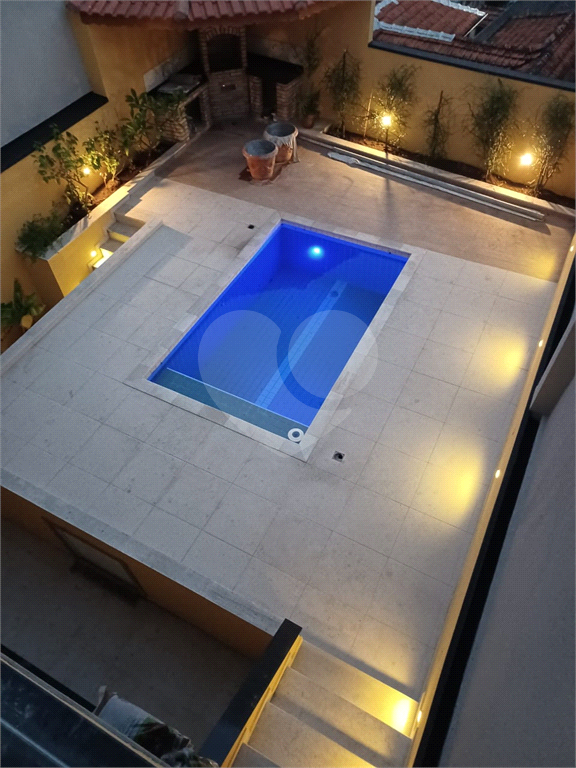 Casa Térrea Assobradada com Piscina - Jardim São Paulo