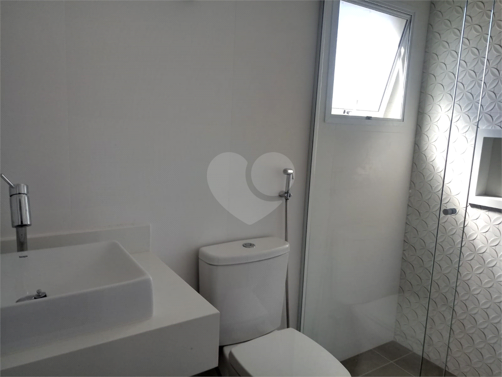 Casa Térrea Assobradada com Piscina - Jardim São Paulo