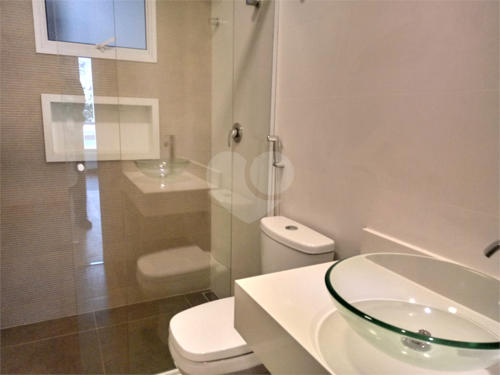 Casa Térrea Assobradada com Piscina - Jardim São Paulo