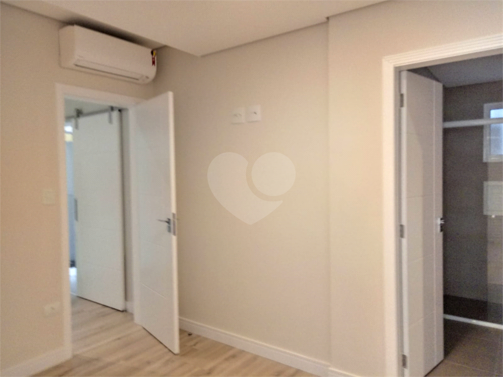 Casa Térrea Assobradada com Piscina - Jardim São Paulo