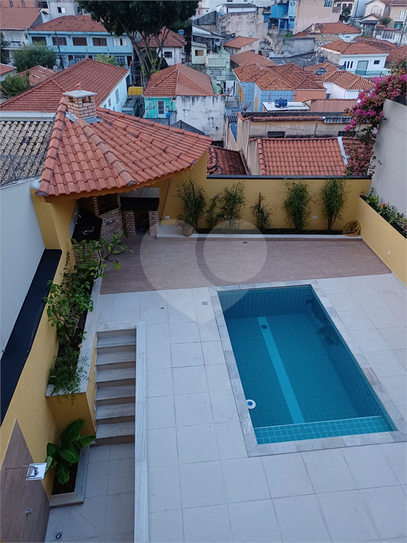 Casa Térrea Assobradada com Piscina - Jardim São Paulo
