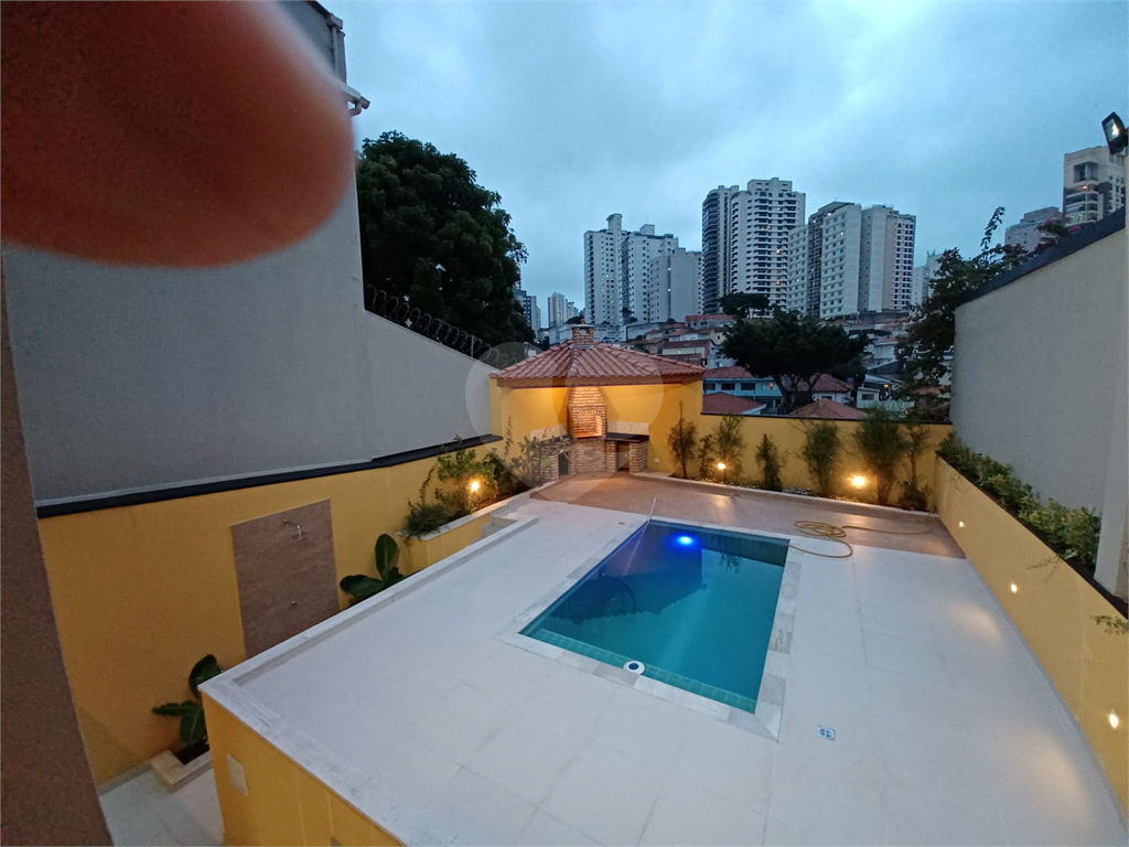 Casa Térrea Assobradada com Piscina - Jardim São Paulo