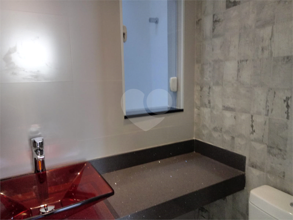 Casa Térrea Assobradada com Piscina - Jardim São Paulo