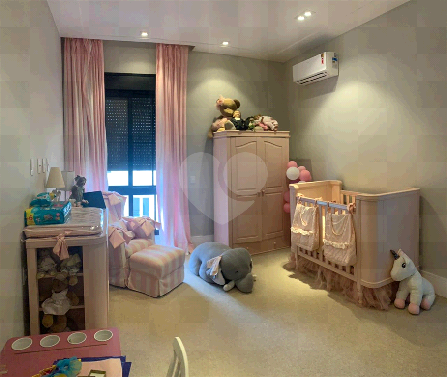 CASA 1260m², 6 QUARTOS, 10 VAGAS, NO TAMBORÉ - SP