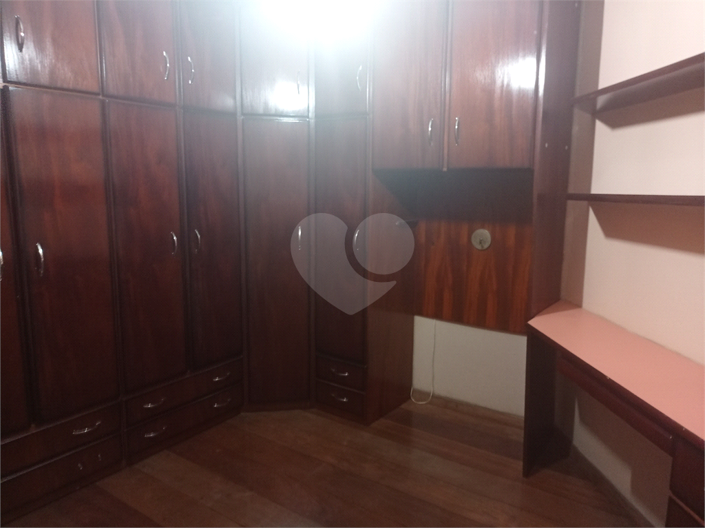 Amplo Sobrado no Tucuruvi a 700metros do metros podendo ser comercial ou residencial;

