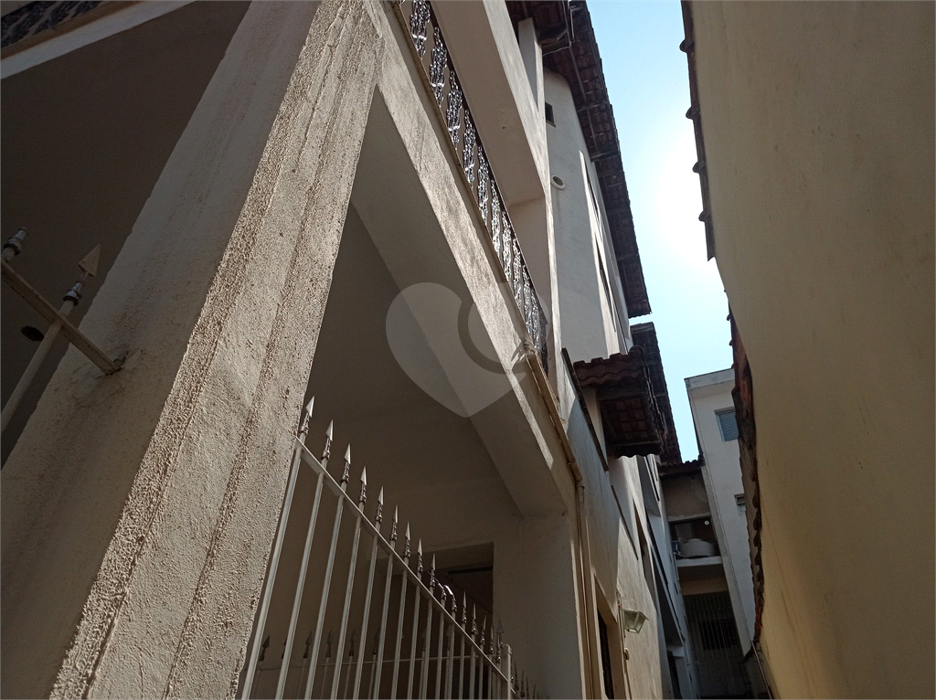 Amplo Sobrado no Tucuruvi a 700metros do metros podendo ser comercial ou residencial;

