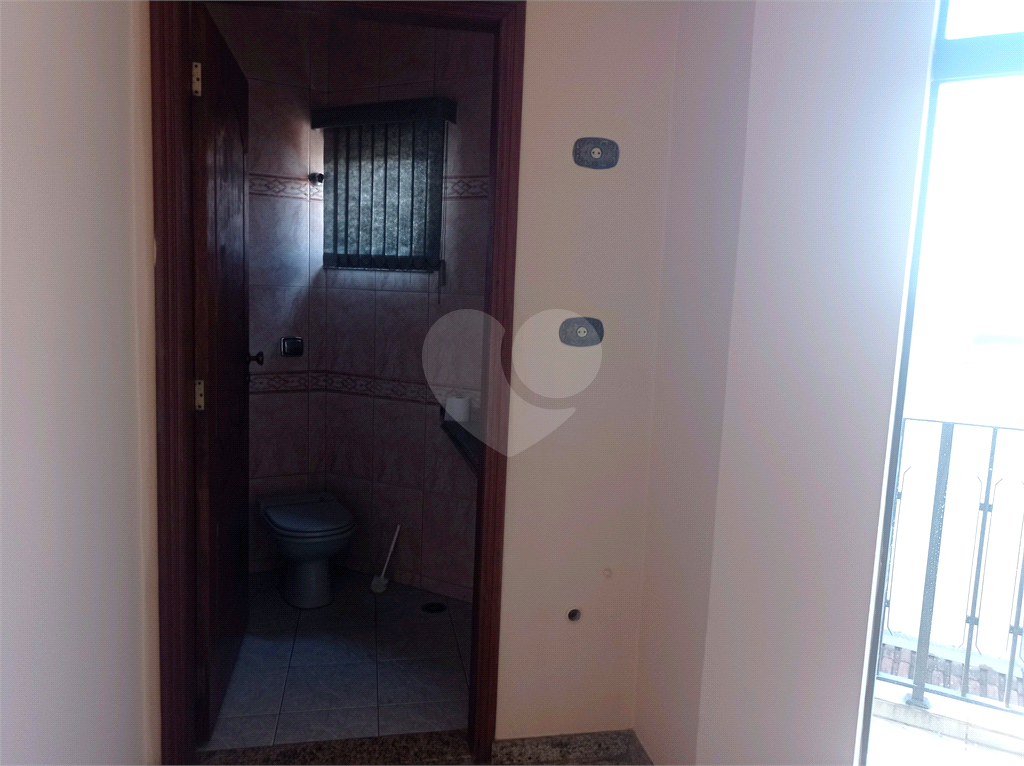 Amplo Sobrado no Tucuruvi a 700metros do metros podendo ser comercial ou residencial;

