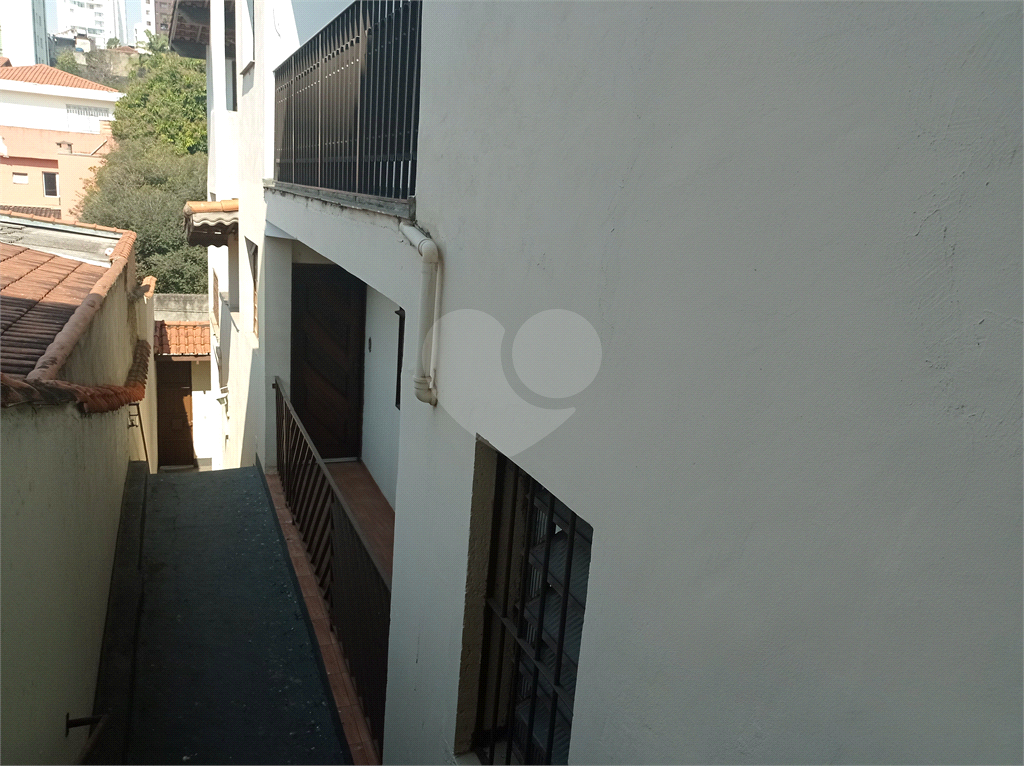 Amplo Sobrado no Tucuruvi a 700metros do metros podendo ser comercial ou residencial;

