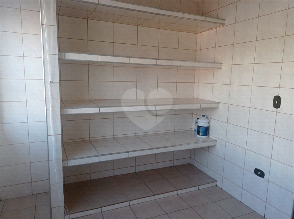 Amplo Sobrado no Tucuruvi a 700metros do metros podendo ser comercial ou residencial;


