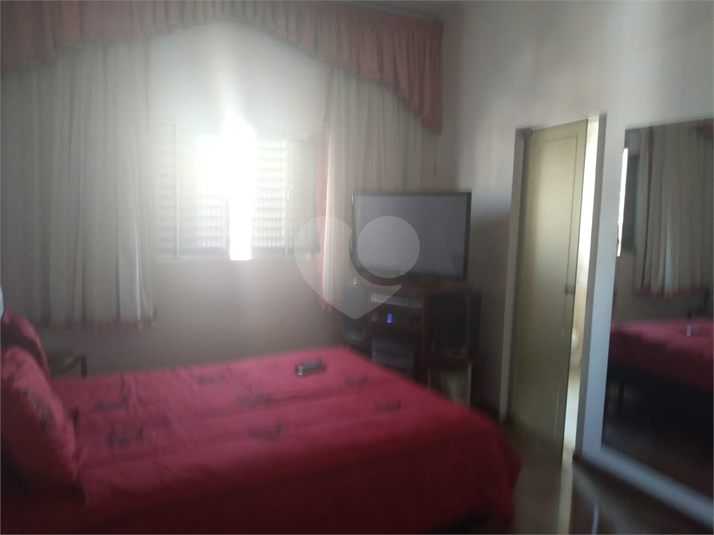 Sobrado à venda com 2 quartos, 300m² - Foto 7