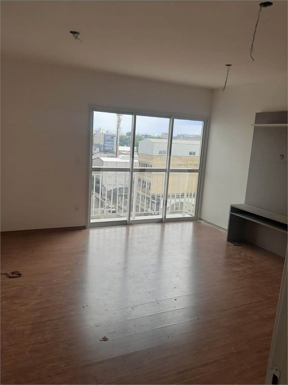 APARTAMENTO em BOM RETIRO