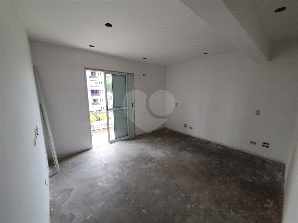 APARTAMENTO em MORUMBI