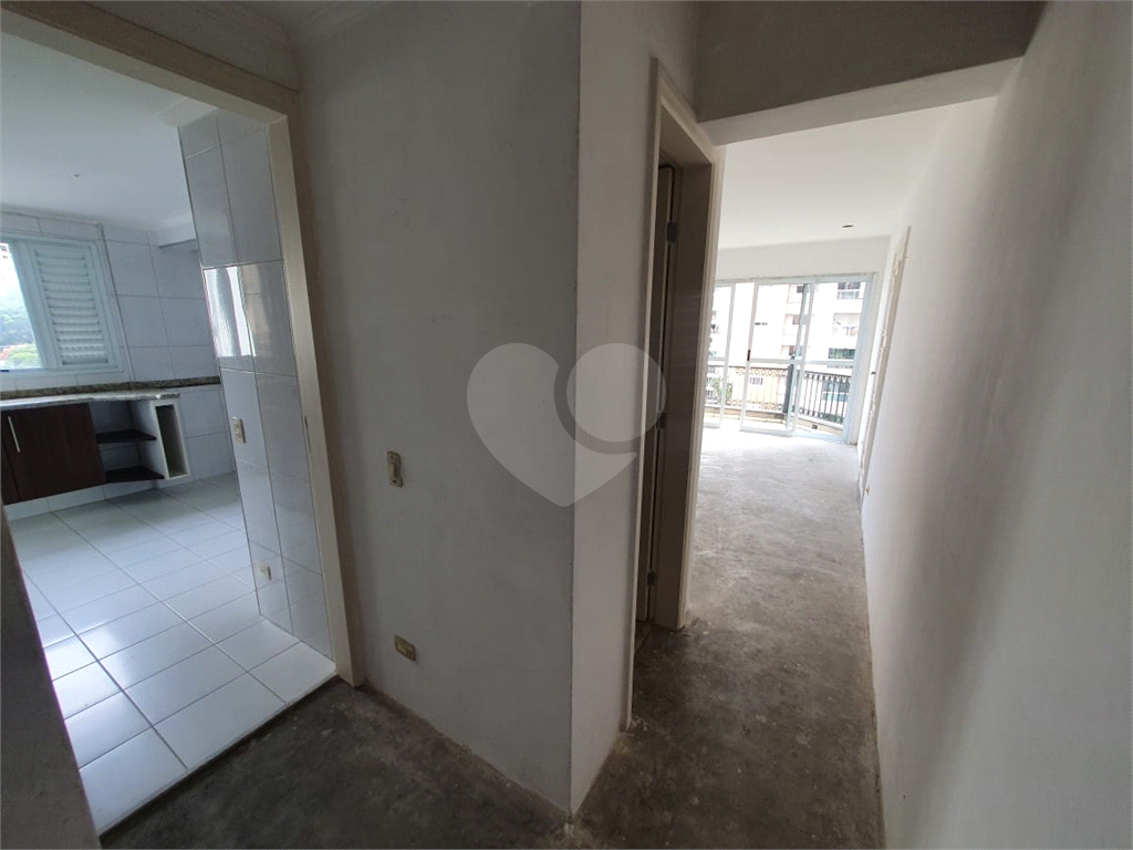 APARTAMENTO em MORUMBI