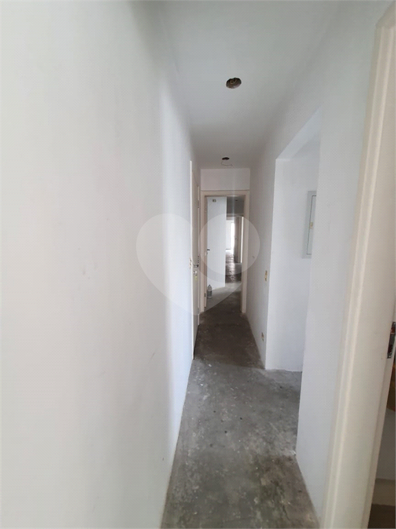 APARTAMENTO em MORUMBI