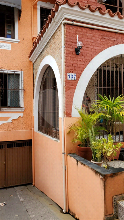 Casa com 4 dormitórios 180 m² na Consolação
