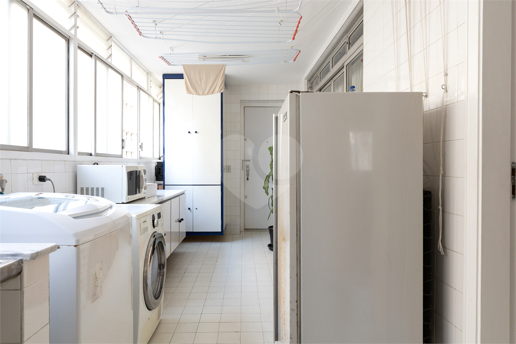 APARTAMENTO 4 SUÍTES A VENDA NOS JARDINS