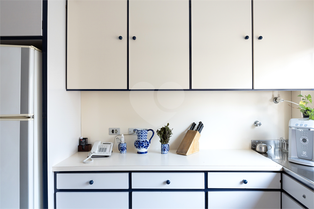 APARTAMENTO 4 SUÍTES A VENDA NOS JARDINS