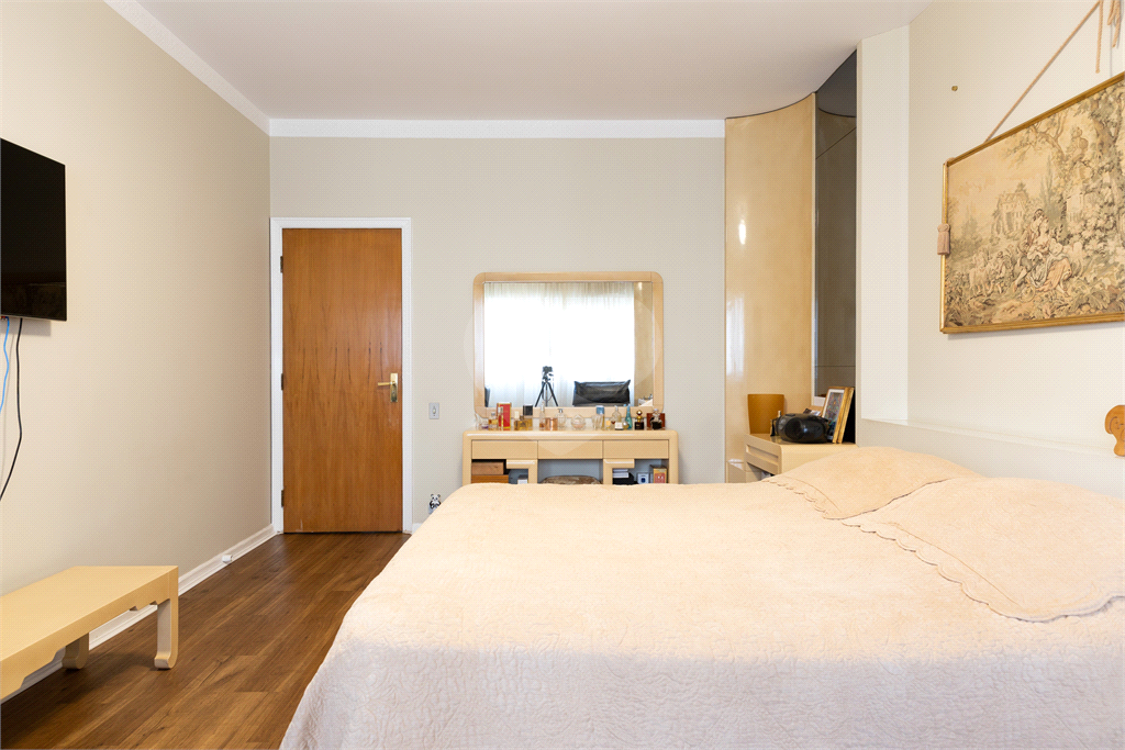 APARTAMENTO 4 SUÍTES A VENDA NOS JARDINS