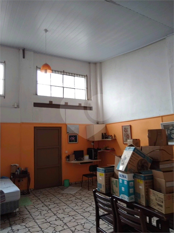 CASA EM JARAGUA