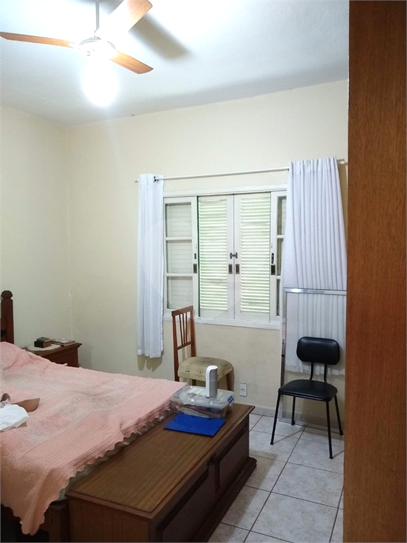 CASA EM JARAGUA