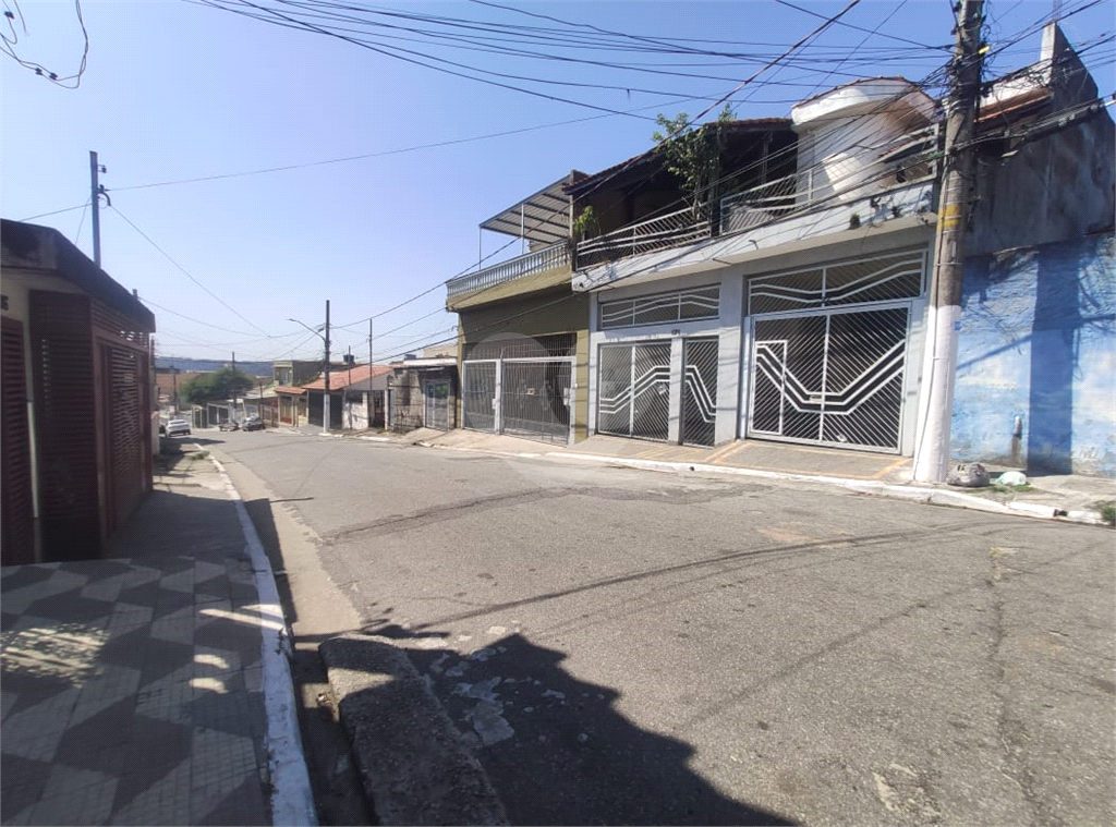TERRENO AO LADO METRO! 
