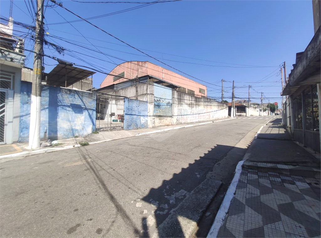 TERRENO AO LADO METRO! 