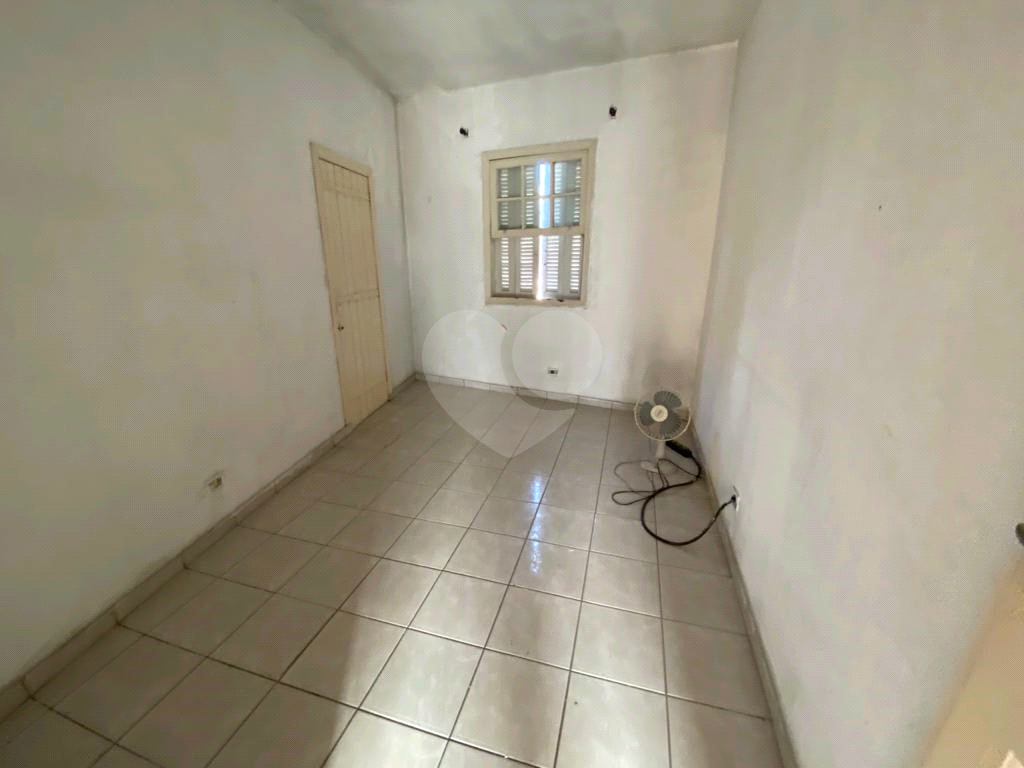 Casas antigas em terreno de 360 Metros.      - Vila Maria Alta.    