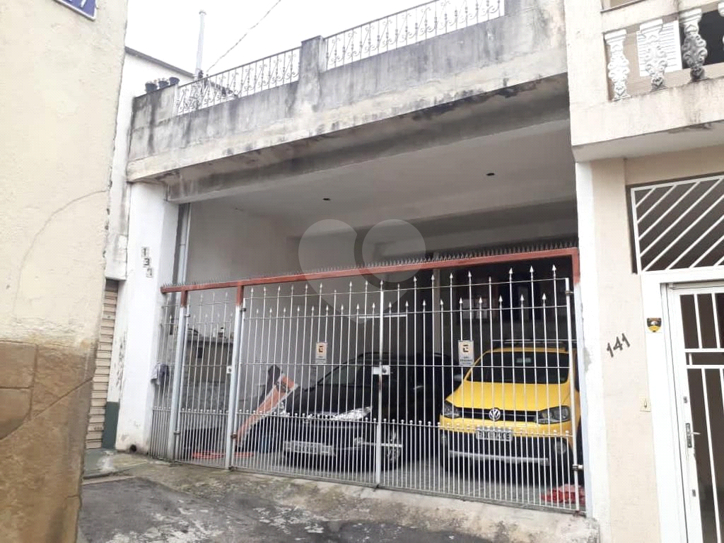 SOBRADO em LIMÃO