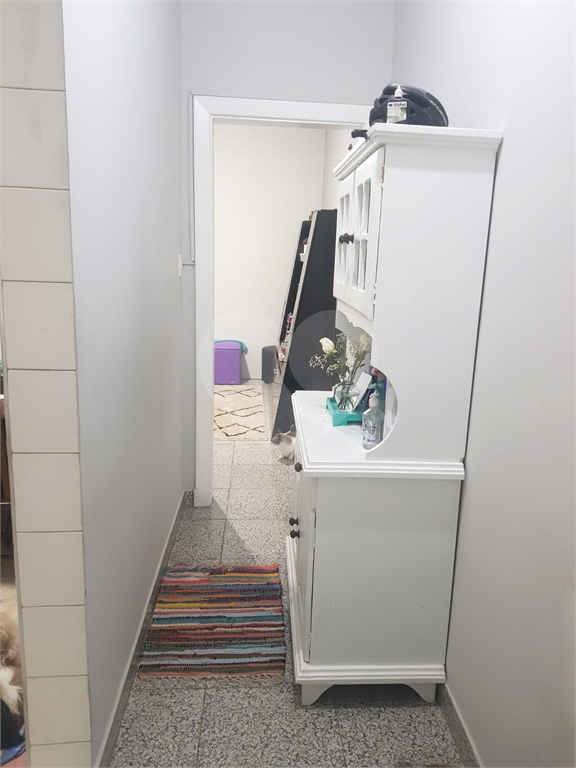 APARTAMENTO em CENTRO