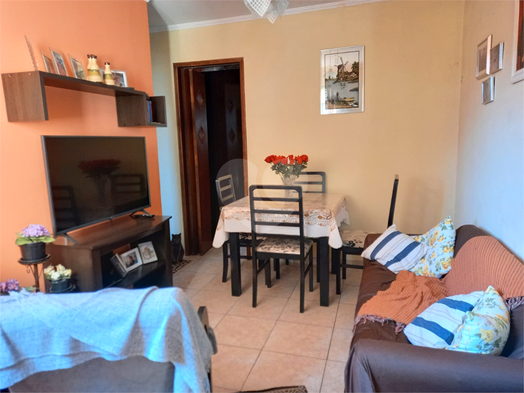 Apartamento de 48m² 2 quartos 1 vaga.