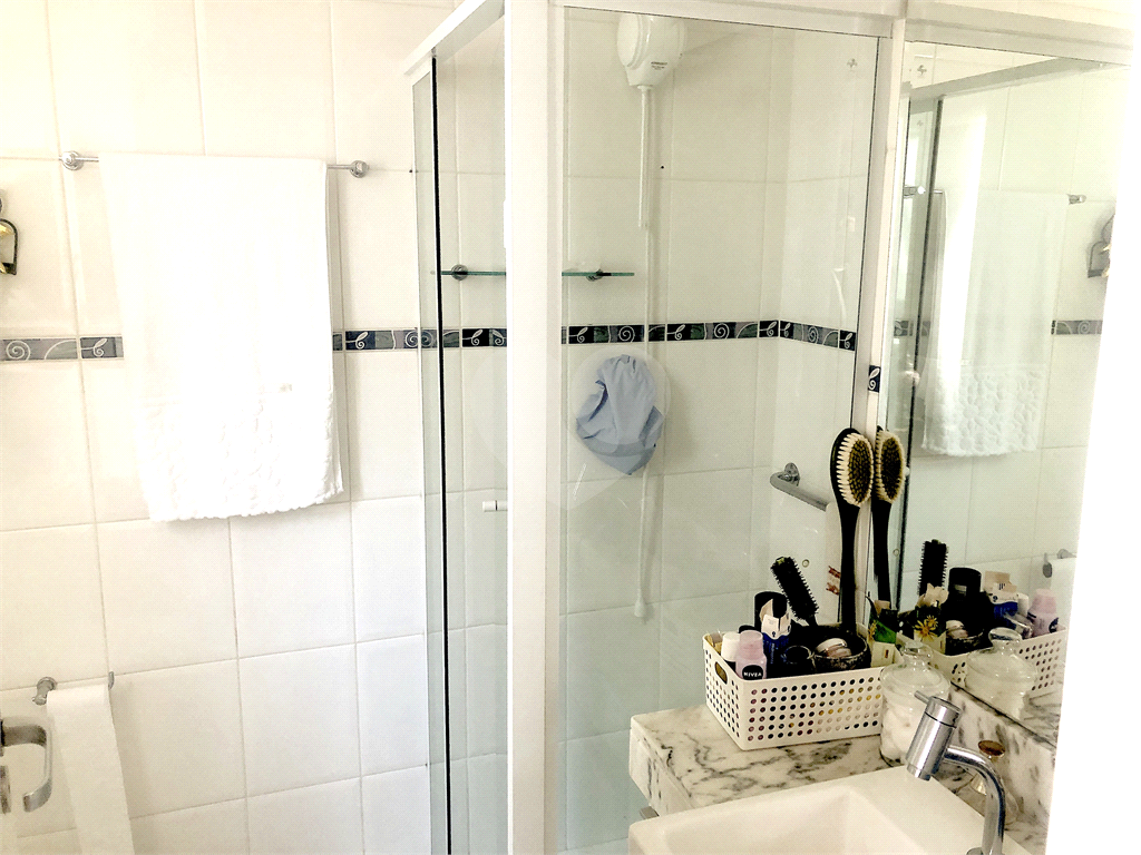 Imóvel de 93m² com 3 quartos, 1 suíte, sala 2 ambientes Jardins