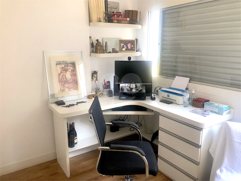 Imóvel de 93m² com 3 quartos, 1 suíte, sala 2 ambientes Jardins