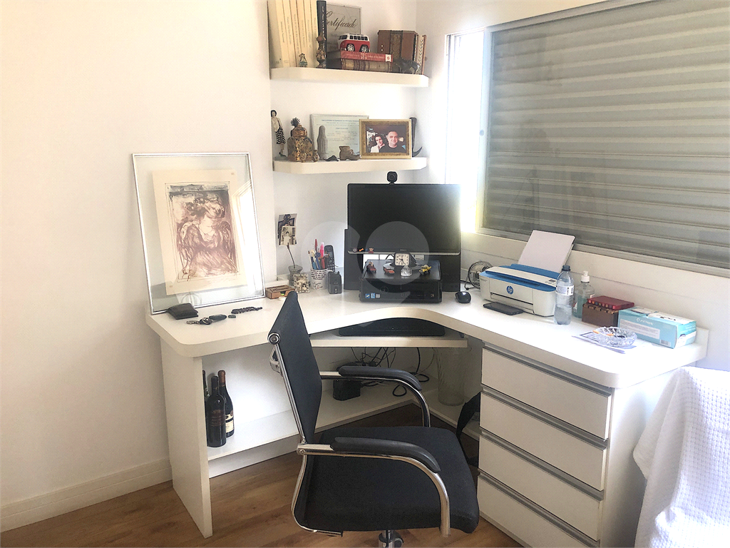 Imóvel de 93m² com 3 quartos, 1 suíte, sala 2 ambientes Jardins