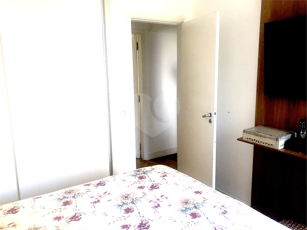 Imóvel de 93m² com 3 quartos, 1 suíte, sala 2 ambientes Jardins