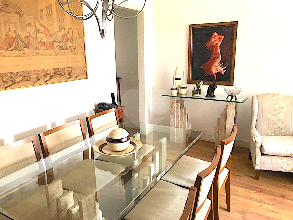Imóvel de 93m² com 3 quartos, 1 suíte, sala 2 ambientes Jardins