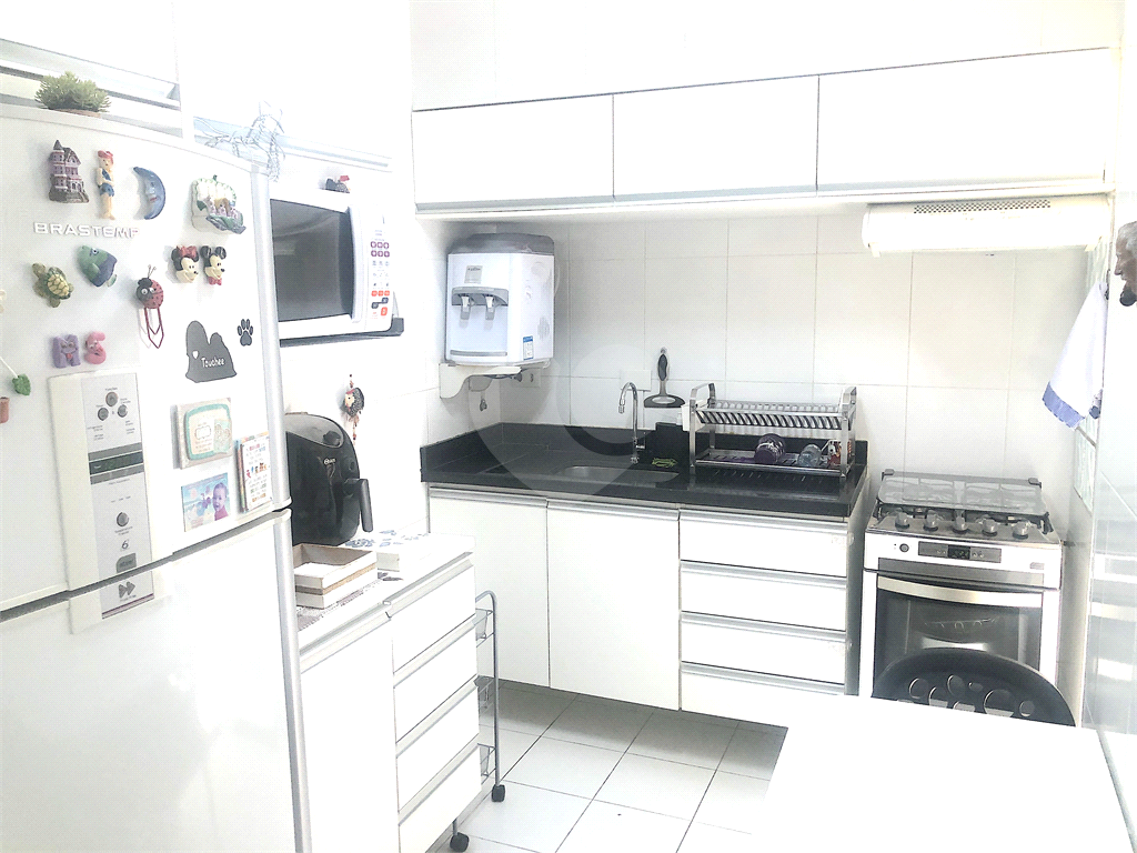 Imóvel de 93m² com 3 quartos, 1 suíte, sala 2 ambientes Jardins