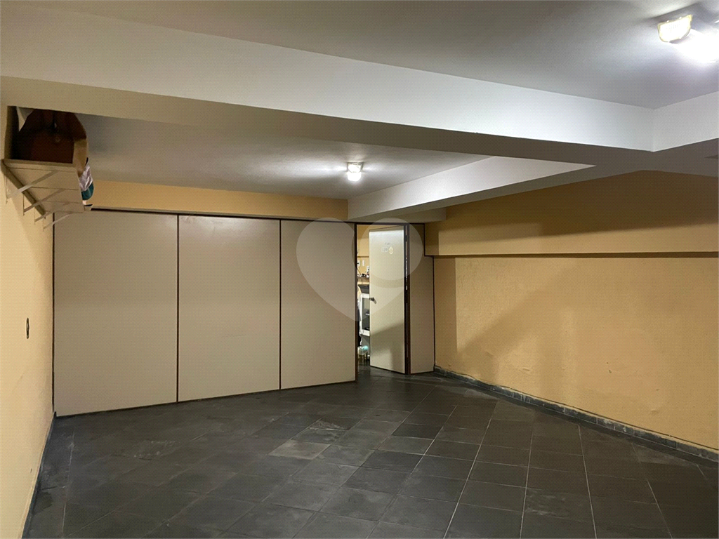 Sobrado com 3 suítes e 3 vagas de garagem