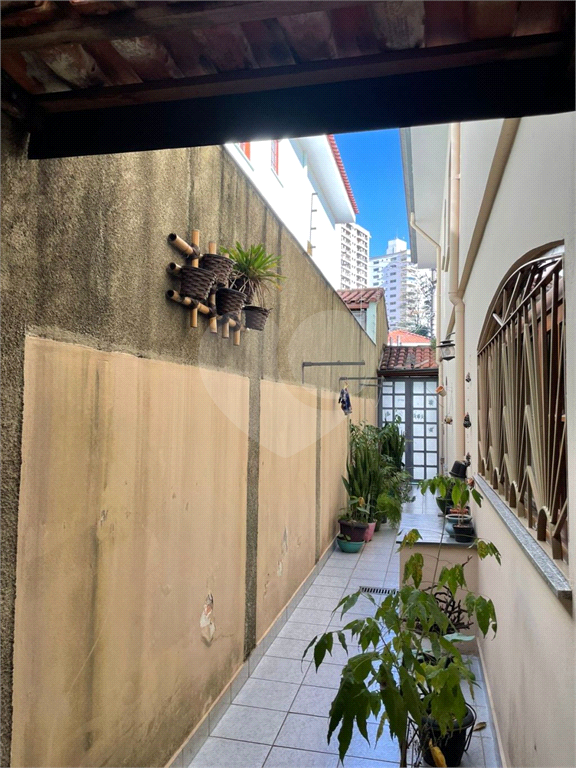 Sobrado com 3 suítes e 3 vagas de garagem
