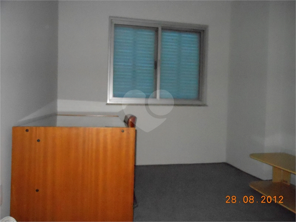 Apartamento à venda com 2 quartos, 75m² - Foto 9