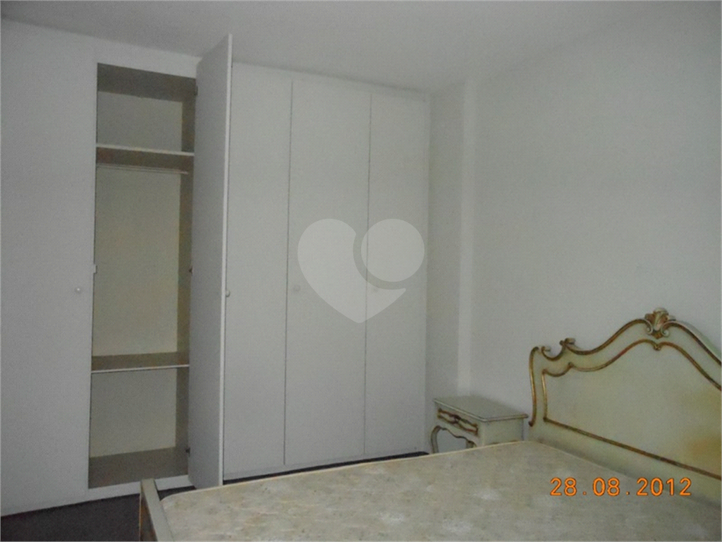 Apartamento à venda com 2 quartos, 75m² - Foto 7