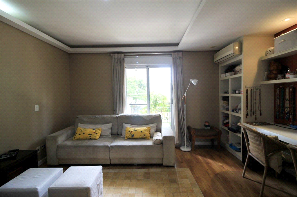 APARTAMENTO em PARAÍSO