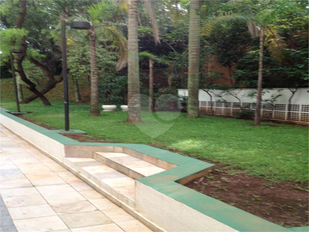 APARTAMENTO em JARDIM SUL