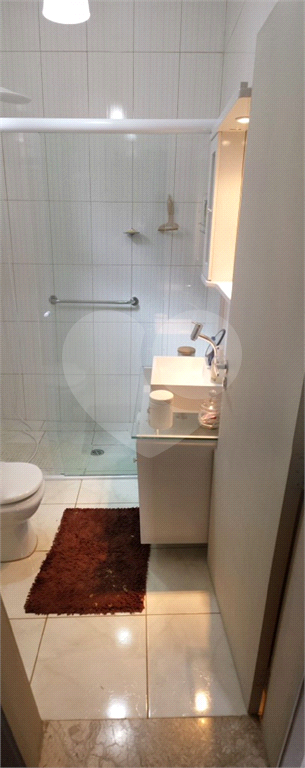 APARTAMENTO em CENTRO