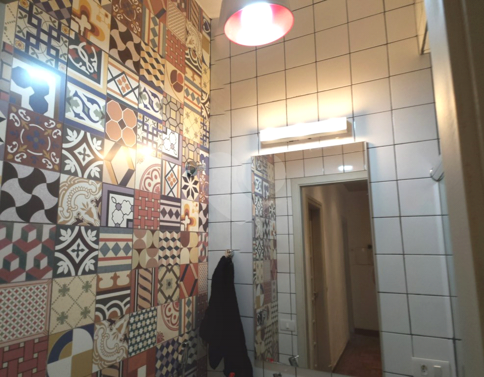 APARTAMENTO em CENTRO