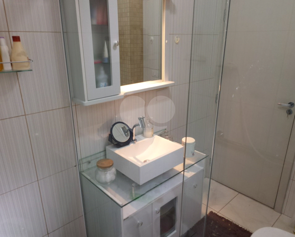APARTAMENTO em CENTRO