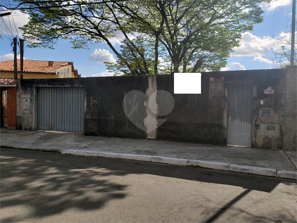 Casa com terreno de 607 m² com 4 quartos