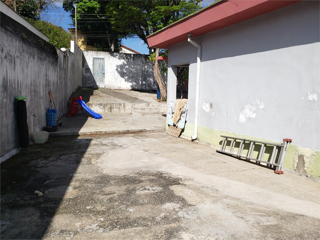 Casa com terreno de 607 m² com 4 quartos